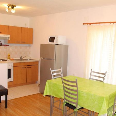 פרימוסטן Apartment Davorka מראה חיצוני תמונה