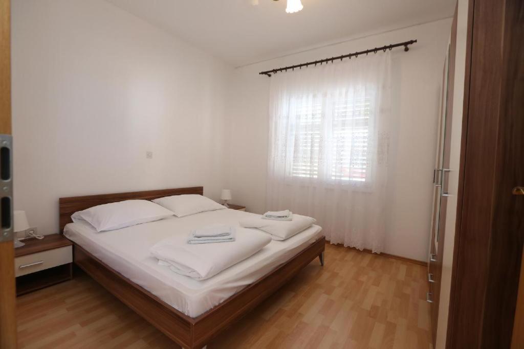 פרימוסטן Apartment Davorka מראה חיצוני תמונה
