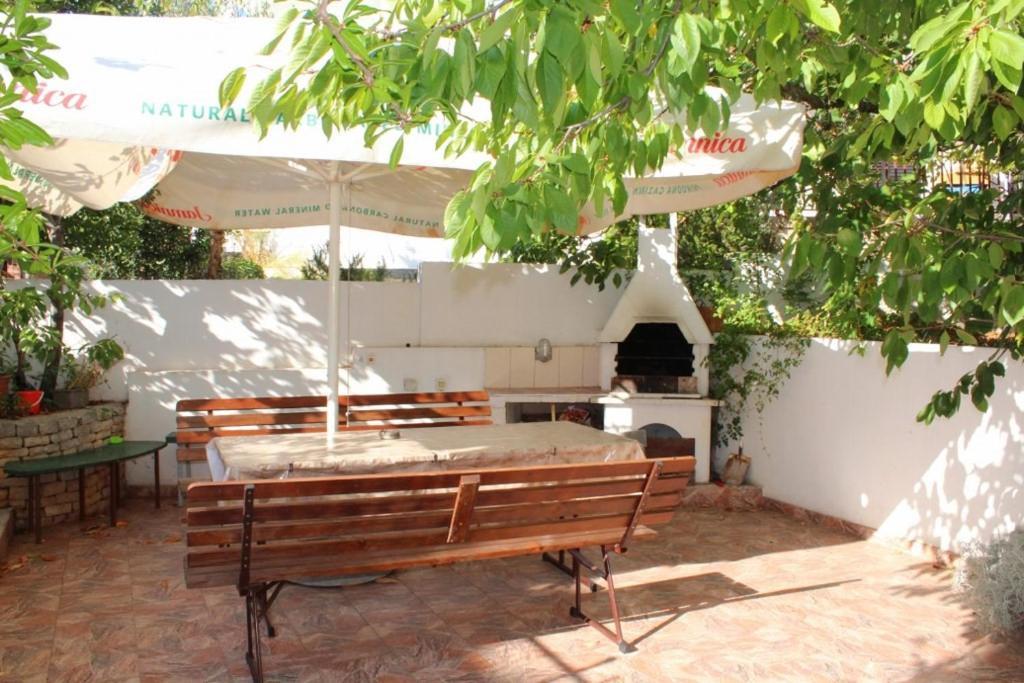 פרימוסטן Apartment Davorka מראה חיצוני תמונה