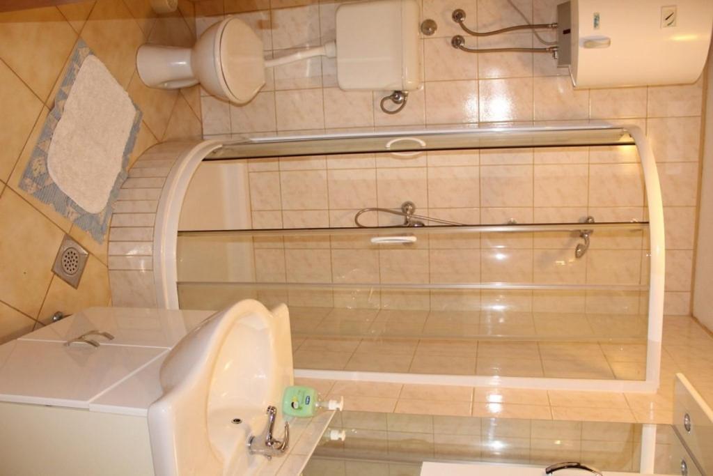 פרימוסטן Apartment Davorka מראה חיצוני תמונה