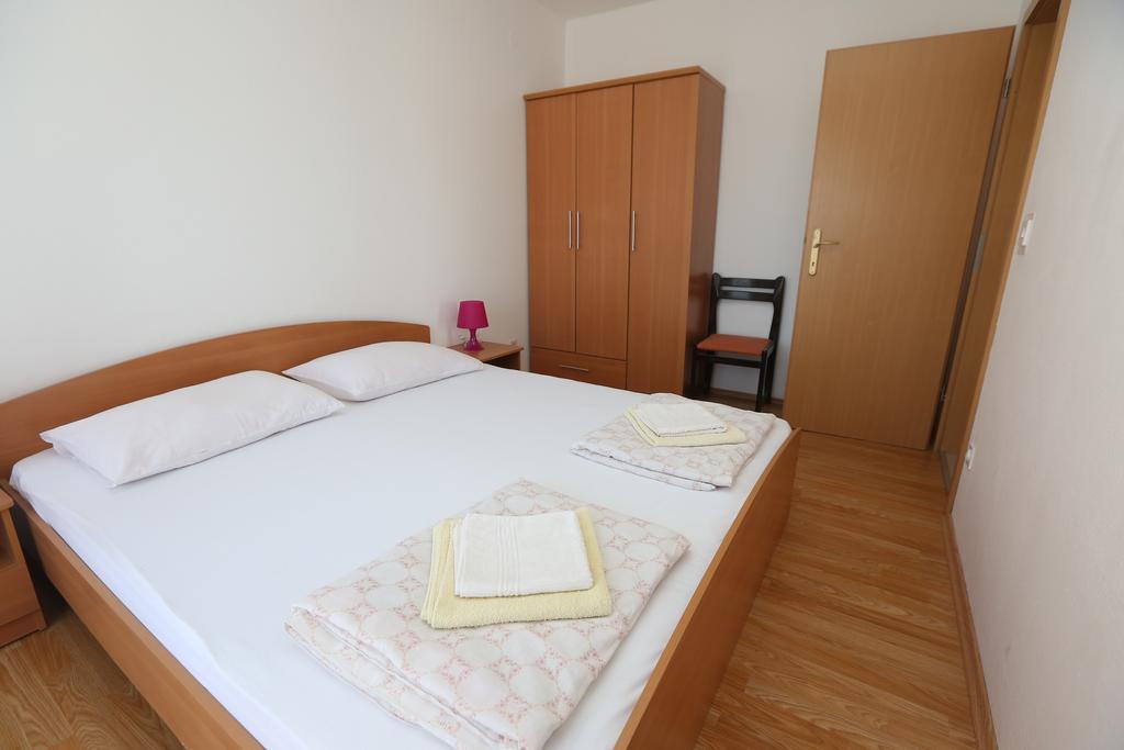 פרימוסטן Apartment Davorka מראה חיצוני תמונה