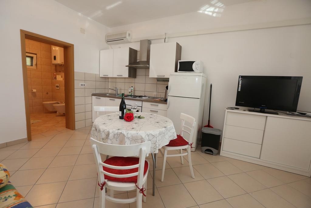 פרימוסטן Apartment Davorka מראה חיצוני תמונה