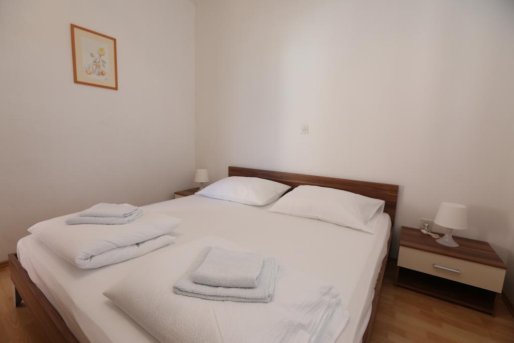 פרימוסטן Apartment Davorka מראה חיצוני תמונה